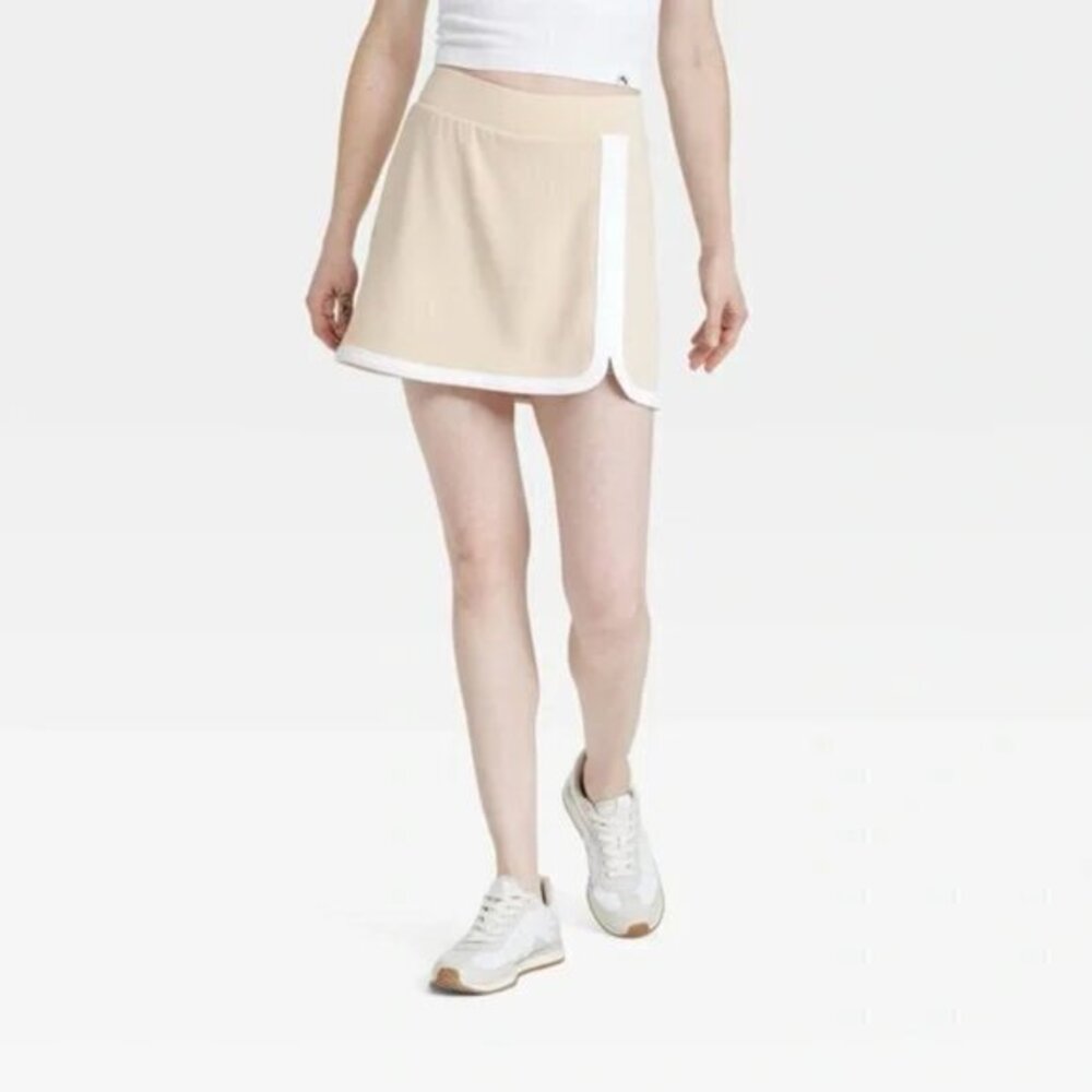 JoyLab Women's Knit Piped High-Rise Skort in Almond / Tan NWT